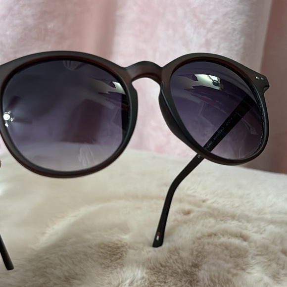 Tommy Hilfiger Dream WP OL453 Round Sunglasses - Picture 6 of 9